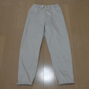 裾織り上げスリムパンツ　オフホワイト　受注生産