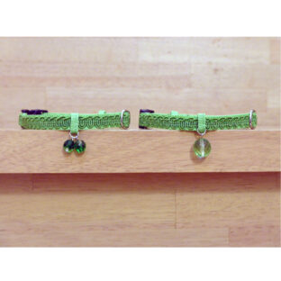 猫の首輪　トリミングブレード　くるくる模様　萌黄色