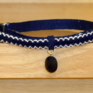 猫の首輪　ネイビ－　ビーズ